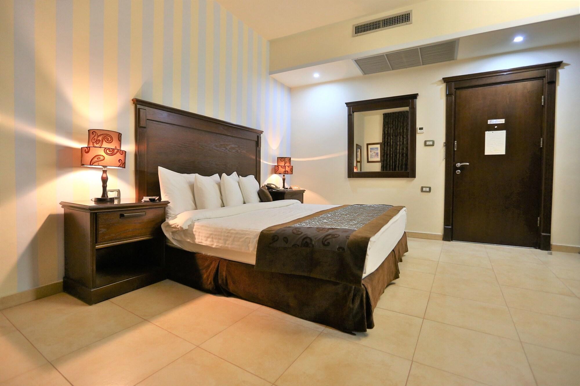 Hisham Hotel Amman Exterior photo