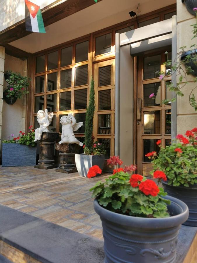 Hisham Hotel Amman Exterior photo