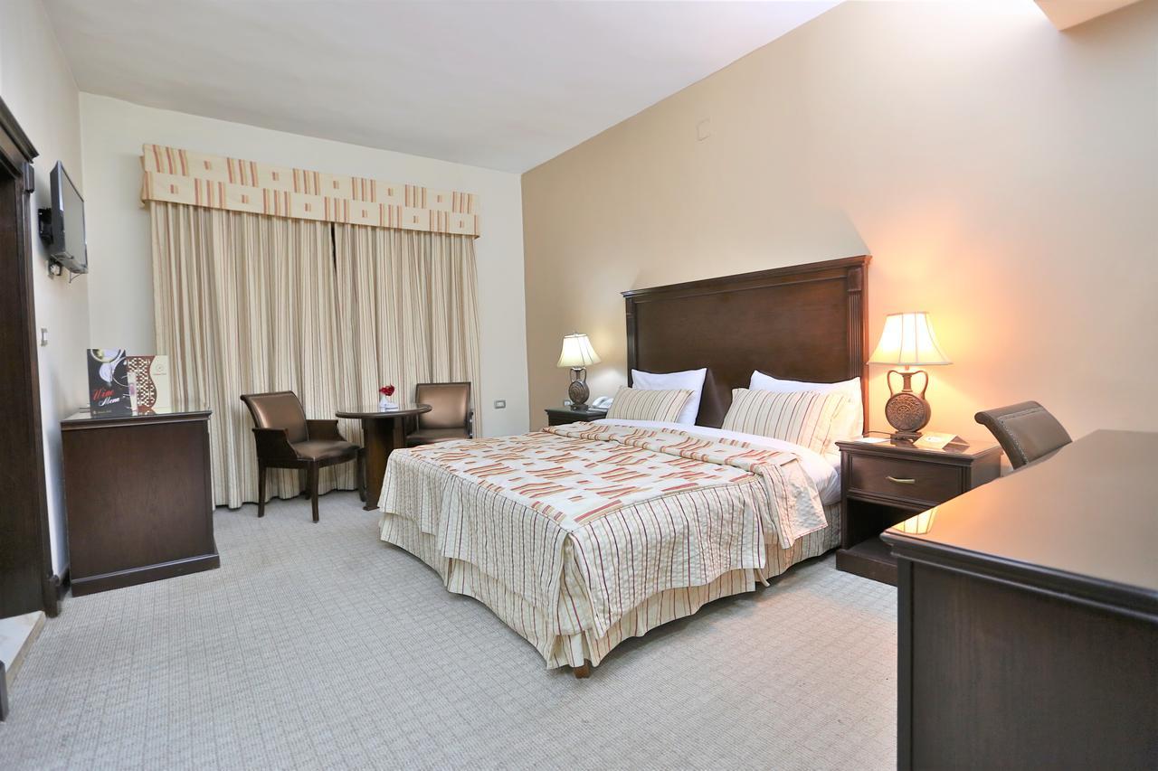 Hisham Hotel Amman Exterior photo